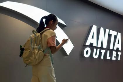 La firma Anta apunta a conquistar el mercado internacional y competir con Nike y Adidas.