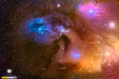 Antares. Es la estrella más brillante de la constelación de Escorpio con magnitud aparente +1,09 y la decimosexta más brillante del cielo. Junto con Aldebarán, Espiga y Regulus está entre las cuatro estrellas más brillantes cerca de la eclíptica