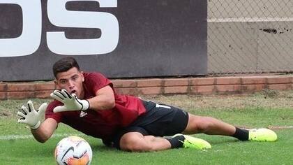 Ante el brote de contagios masivos en River, Alan Leonardo Díaz será el arquero suplente de Franco Armani contra Boca