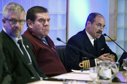 El capitán Villamide, al exponer ante una comisión legislativa sobre el hundimiento del ARA San Juan