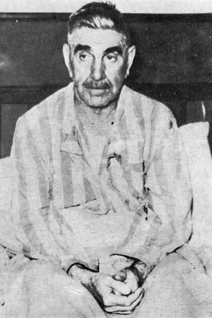 Ante Pavelic en la Argentina, en 1957, tras uno de los tantos atentados que sufrió en su vida