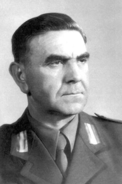 Ante Pavelic se autoproclamó Pogalvnik, que en croata significa "caudillo", algo similar a lo que quiere decir Duce en Italia y Furher en Alemania