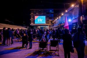 Ante una multitud abrió Feria del Libro en Rosario