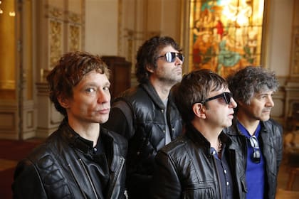 Anteayer, en el Salón Dorado, Babasónicos tomó contacto con el espacio