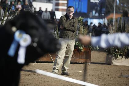 Antes de dar el veredicto final, Lauret felicitó por la labor a cada uno de los expositores en pista, a aquellos “muchachos que quedan silenciosamente en los campos y a los que quedaron en el galpón”