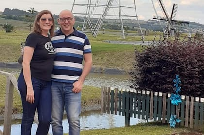 Antes de instalarse definitivamente, el matrimonio viajó unas cuantas veces a Curitiba.