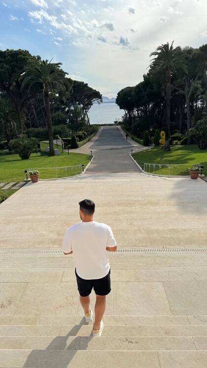 Antes de la llegada de su hija, la pareja pasó unos días en Europa (Foto: Instagram @soficalzetti)