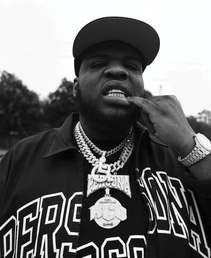 “Antes de pegarla con el rap o con cualquier cosa, yo ya era popular”, dice Maxo, parte de la nueva camada de estrellas del hip-hop de Houston