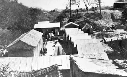 Antes de que se instalara el hotel, hubo casillas a la vera del arroyo del cual brotaban las aguas.