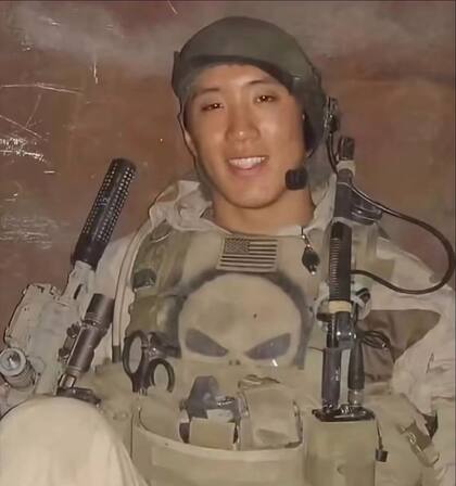 Antes de ser astronauta de la NASA, Jonny Kim fue parte del Ejército de Estados Unidos
