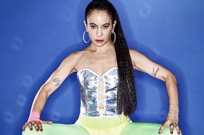 Antes de ser Miss Bolivia, Paz estudió Letras, Psicología y vivió en un pequeño pueblito de EE.UU