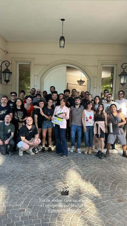 Antes de subir la foto con el conjunto de lencería, Nara afirmó que terminó otro rodaje