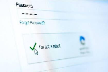 Antes, lo único que había que hacer era pulsar el botón "no soy un robot"