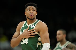 Antetokounmpo anota 27 y los Bucks vencen 113-99 al Jazz para cortar racha de 4 derrotas
