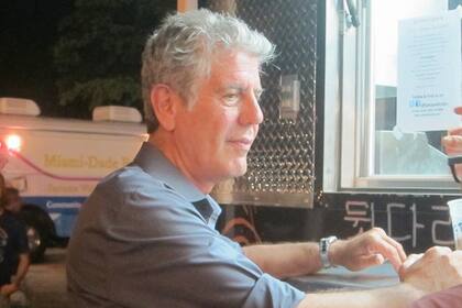 Anthony Bourdain, en uno de sus tours por el mundo