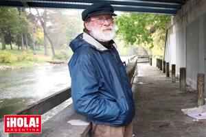 Anthony Ciccone fotografiado en Traverse City, Michigan, en octubre de 2011, cuando vivía debajo de un puente.