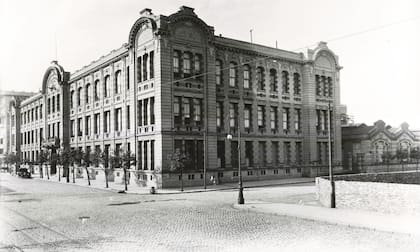 Antigua imagen de la escuela Otto Krause.