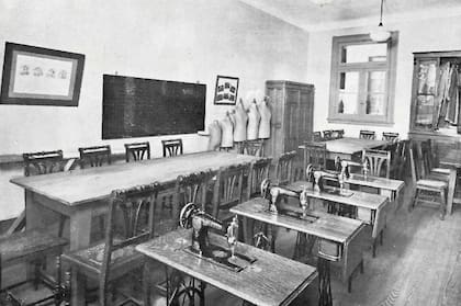 Antiguo taller de corte y confección.