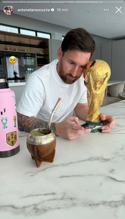 Anto Roccuzzo mostró el "backstage" del posteo de Leo Messi (Foto: Instagram @antonelaroccuzzo)