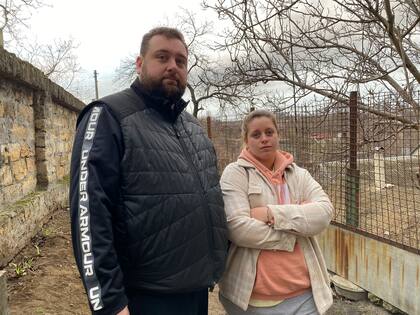 Anton y su mujer, en Odessa.