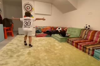 El golazo de Mateo a Ciro Messi, que ya se prueba como arquero