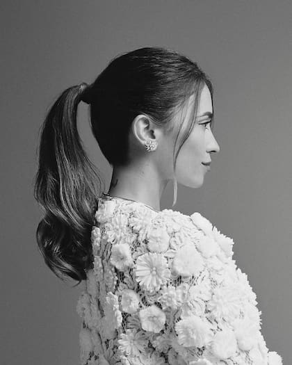 Antonela Roccuzzo con el diseño primaveral