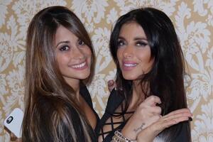 Antonela Roccuzzo se reencontró con su amiga Daniella Semaan en Miami (Foto: Instagram @antonelaroccuzzo)