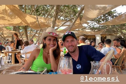 Antonela Roccuzzo y Lionel Messi