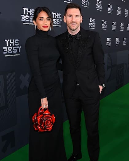 Antonela Roccuzzo y Lionel Messi en la gala de los premios The Best el 27 de febrero