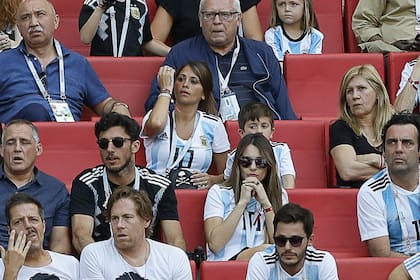 Antonella Rocuzzo, acompañada por Celia, la madre de Messi