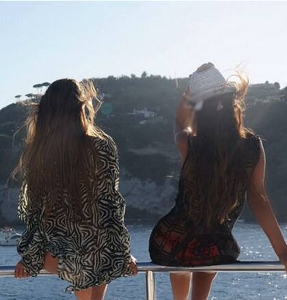 Antonella y Daniella, inseperables