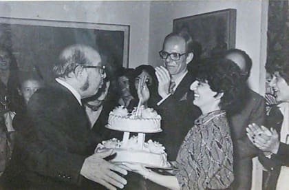 Antonio Berni celebró sus 75 años con Jorge Helft y Marion Eppinger en la Fundación San Telmo