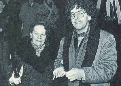 Antonio Gasalla junto a su madre, Teresa Felisa Mirabel, en 1995. Ella vivió sus últimos años en la casa del actor., quien le dedicó el Martín Fierro de Oro.