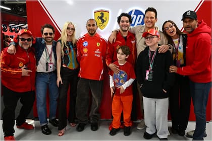 Anya Taylor-Joy, Jack Black, entre otras celebridades, presentes en el Gran Premio de Japón con los pilotos de la escudería Ferrari
