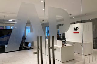 AP ofrecerá indemnizaciones en su enfoque cada vez más alejado de la prensa escrita