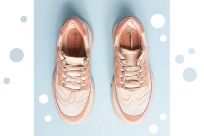 Aparatosas y llamativas, las denominadas ugly shoes son la más nueva reversión de las zapatillas