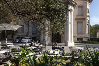 "Apenas abrimos en el Museo de Arte Decorativo, nos sobrepasó la demanda", cuenta Pablo.