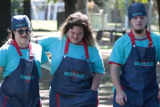 "Morfables 21", el foodtruck que da trabajo a doce jóvenes con síndrome de Down