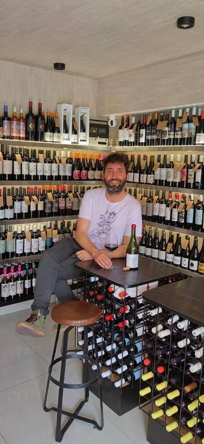 Apotheke significa en alemán farmacia, por eso la estética del lugar tiene un diseño inspirado en lo farmacéutico