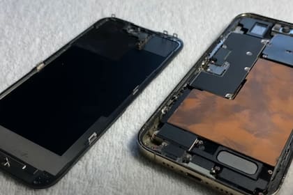 Apple Demo adquirió este dispositivo en una plataforma china de compra y venta de articulos electronicos de segunda mano llamada Xianyu