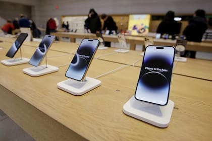 Apple no lanzaría una nueva línea de celulares