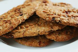 Aprendé cómo hacer galletitas de limón sin harina ni azúcar