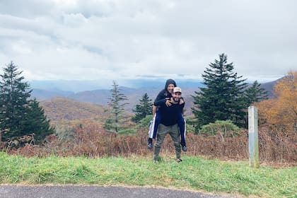 ...aprendieron a ser amigos, después pareja, más tarde padres y finalmente familia...