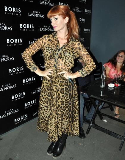¿Aprobado o directo a diciembre? Griselda y un look a puro animal print.