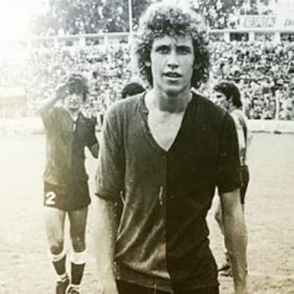 Aquellos primeros años en Newell´s, y las convicciones de siempre: “Estamos confundiendo al fútbol con un entretenimiento, y el fútbol es una emoción”, cuenta