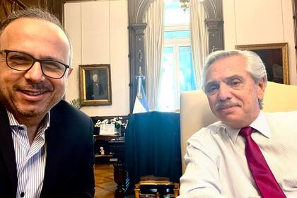 Aracre junto a Alberto Fernández