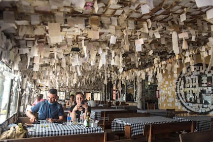 Arante, conocido como el restaurante de los papelitos.