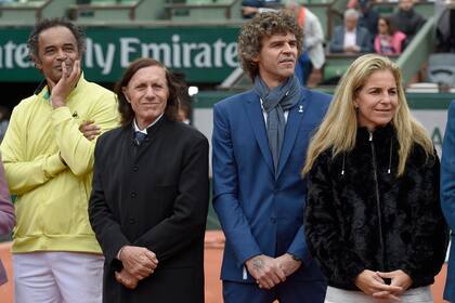 Arantxa Sánchez junto con Yannick Noah, Guillermo Vilas y Gustavo Kuerten