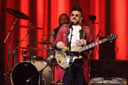 Arau se autodefine como artista "multi indisciplinario".