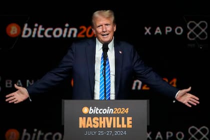 ARCHIVO - Donald Trump habla en la Conferencia Bitcoin 2024, el 27 de julio de 2024, en Nashville, Tennessee. (AP foto/Mark Humphrey, archivo)